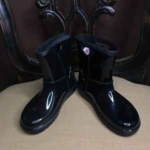 Ugg kids rahjee rain boots